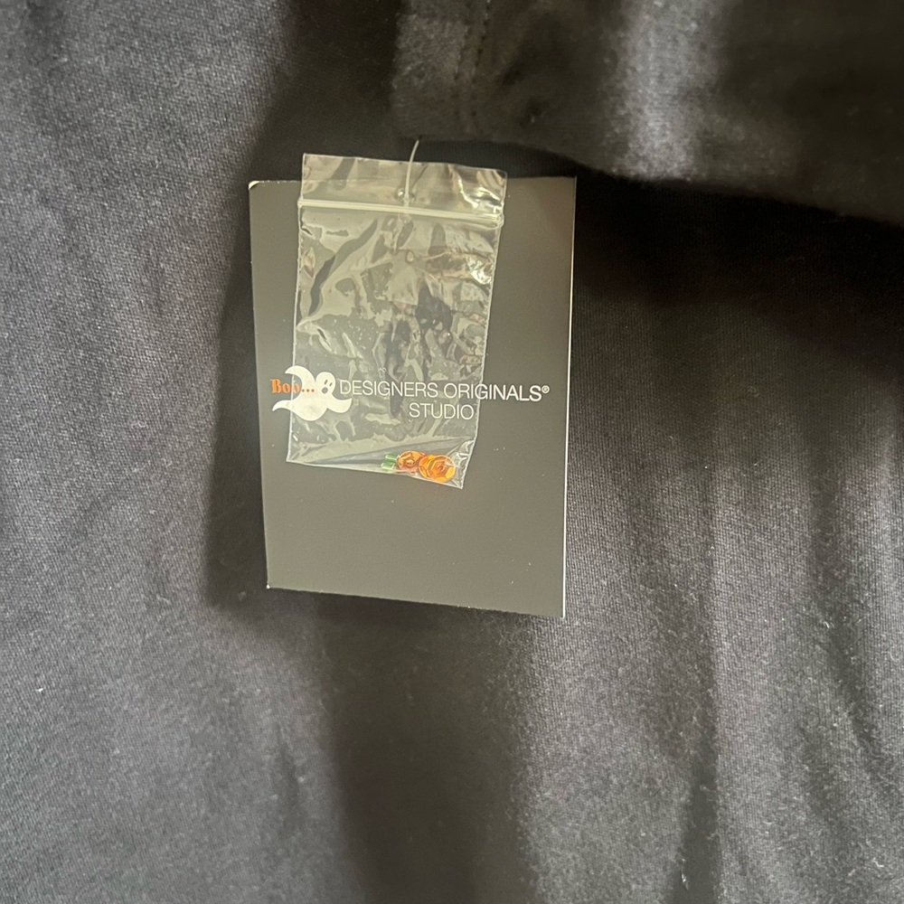 Designers Originals Black Long Sleeve Top with Orange Pumpkin Design‎ - Picture 6 of 6